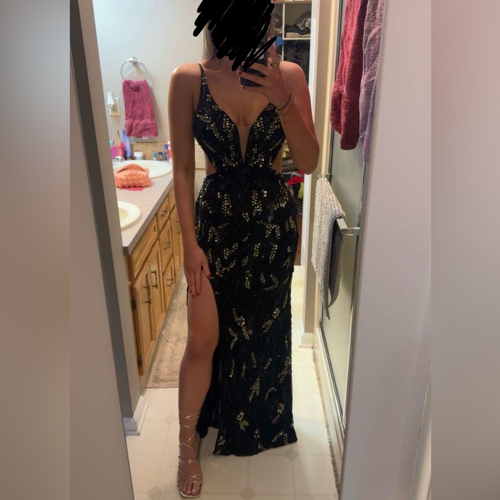 Elegant Black Floral Prom Dress